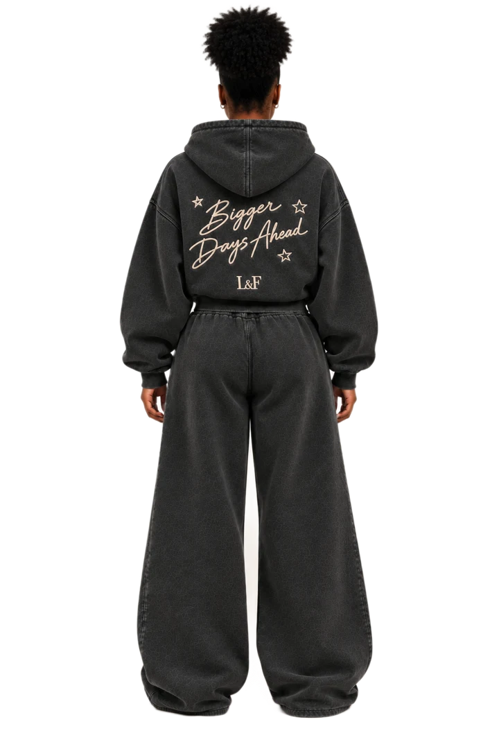 The Believe Set worn, 180°
